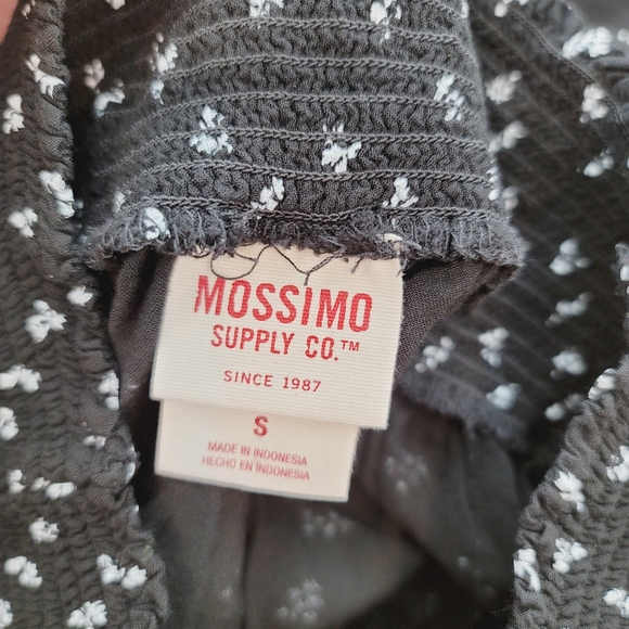 Mossimo Ebony Leaf Print Skater Skirt Size Small - Picture 9 of 10